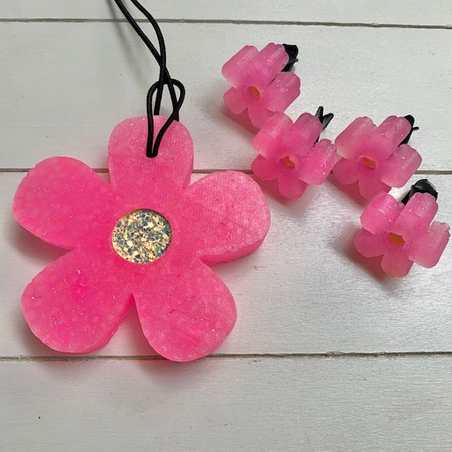 Hot Pink Flower 5 piece set (Freshie and 4 vent clips)  | Blackberry Bliss Scent